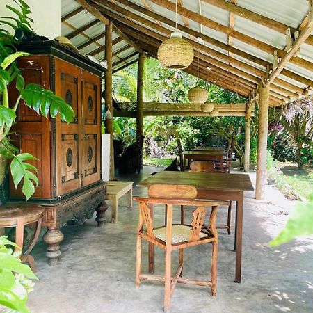 Villa Fiori ฮิกคาดูวา ภายนอก รูปภาพ